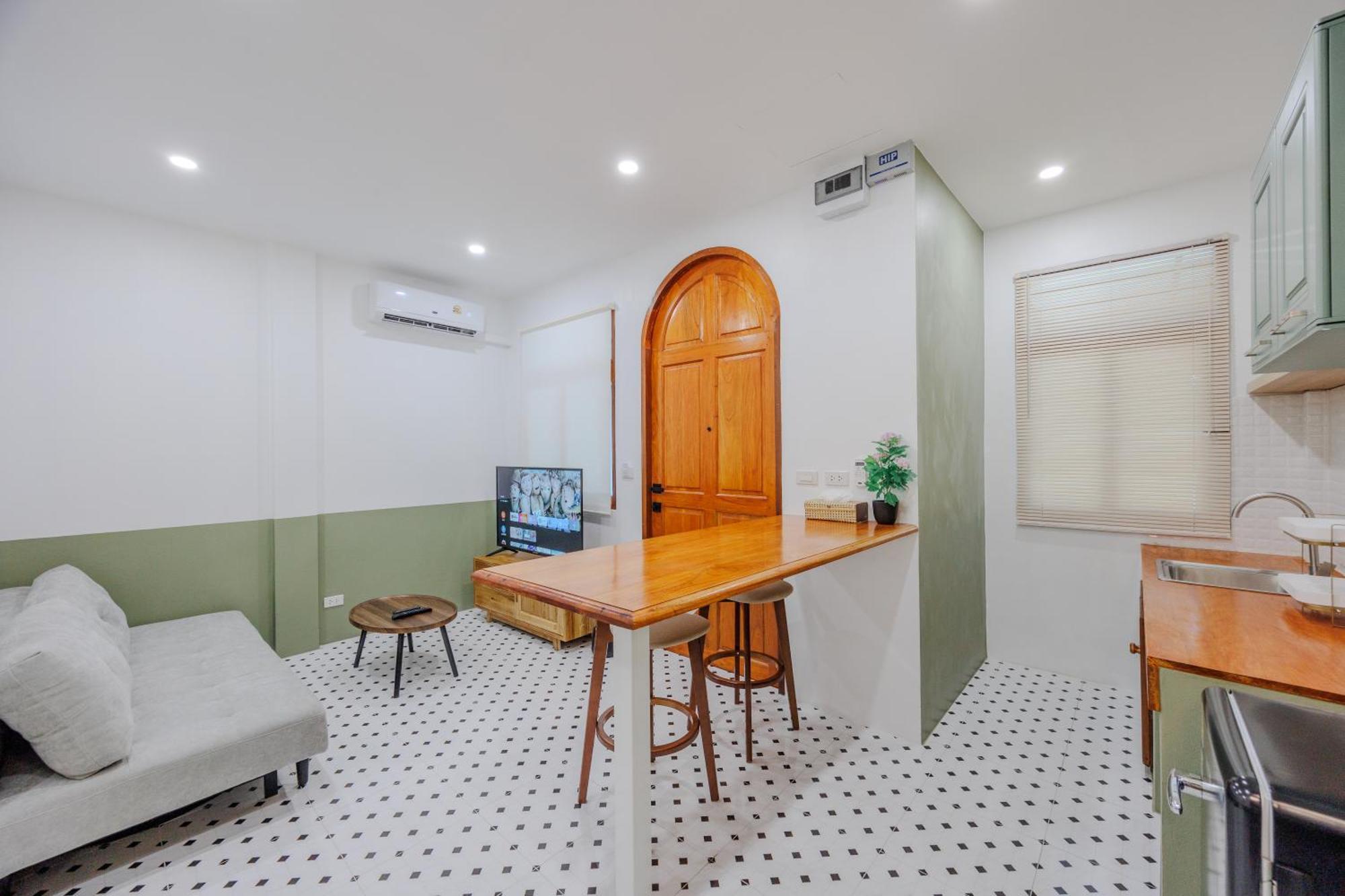 Bania 813 House Otel Khao Lak Dış mekan fotoğraf
