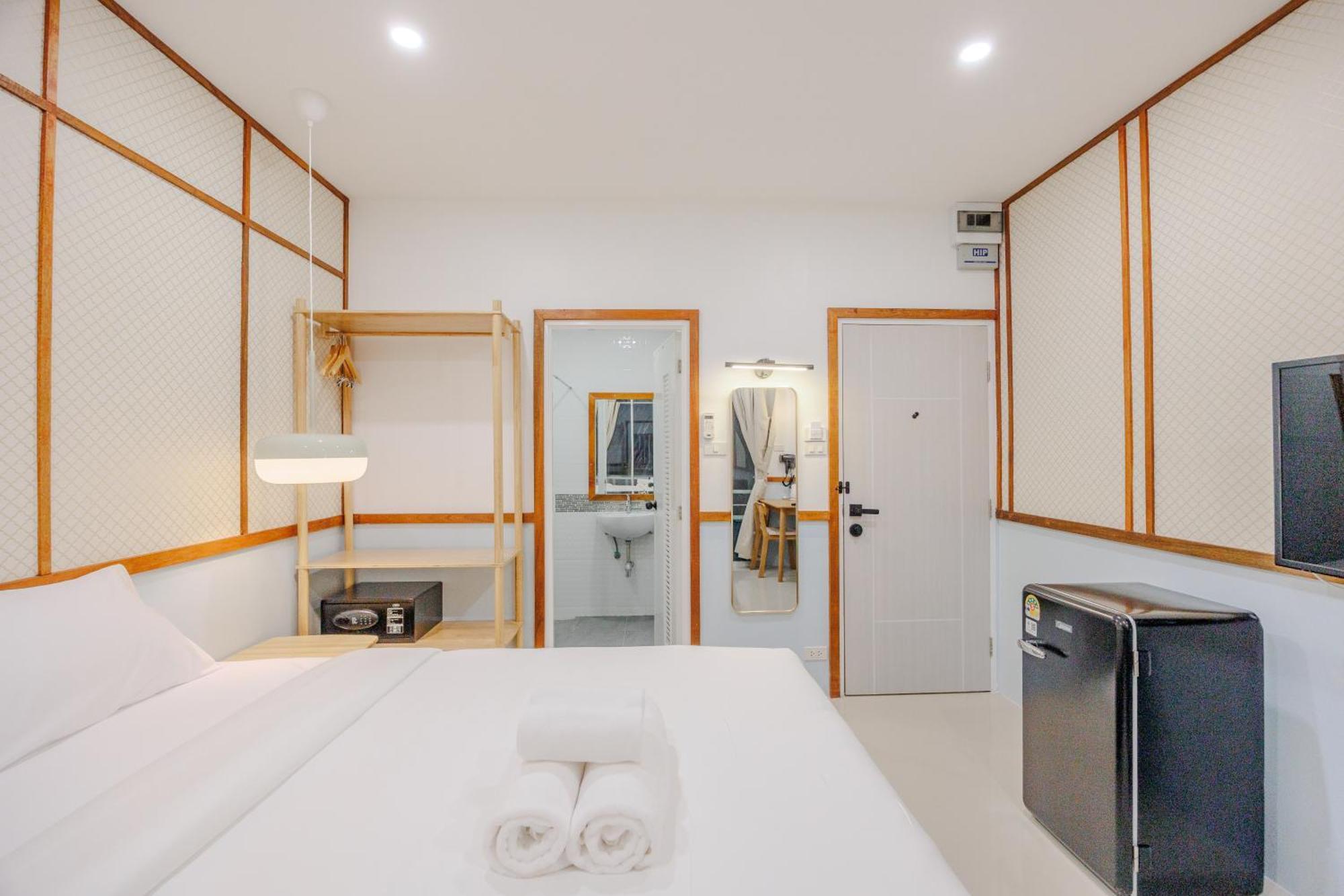 Bania 813 House Otel Khao Lak Dış mekan fotoğraf
